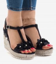 Dámska obuv sandále Moon čierne